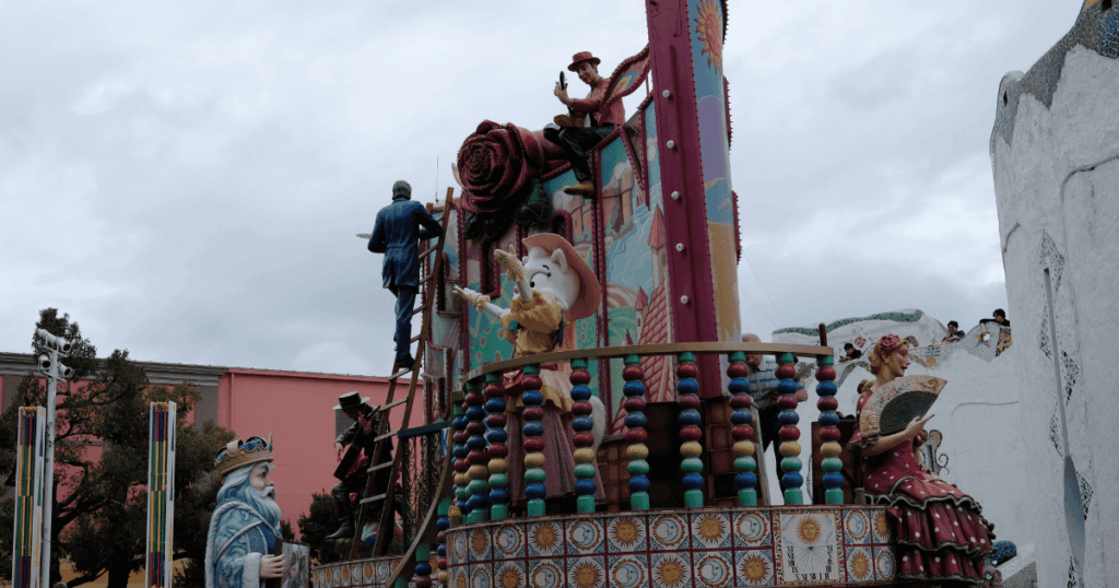 志摩スペイン村　パレード